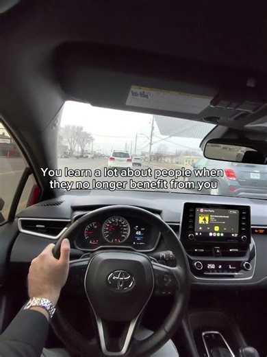 No benefit, no loyalty. #trending #viral #youtubeshorts #pov #quotes