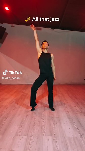 All that jazz 🎩👠 #allthatjazz #jazz #chreoghrapy #chicago #musicaltheater #onstage