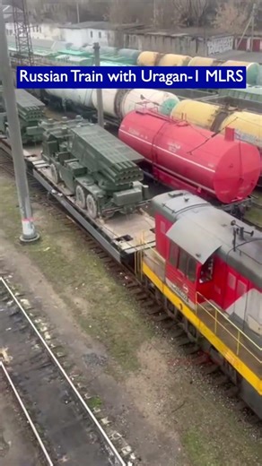 Russian Train Loaded with NEW Uragan-1 MLRS and Malva SPGs