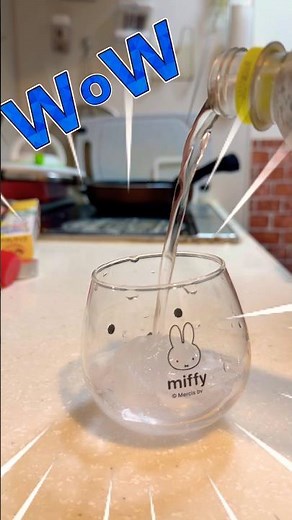 水が一瞬で凍る！？コップで起きた不思議現象❄️