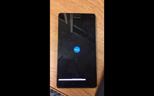 Lumia 950XL 启动 Windows 10 arm64 PE 演示
