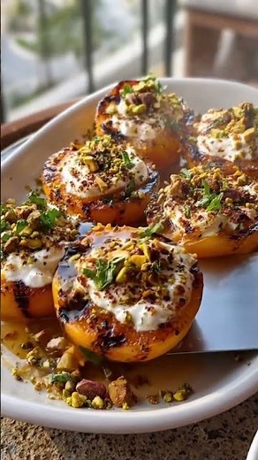 Keto Grilled Peaches with Mascarpone & Pistachios | Easy Low-Carb Summer Dessert #Shorts