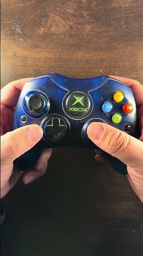 Pressing every button on an Xbox controller #gaming #nostalgia #xbox #gaming
