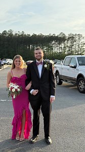 Seniors arriving to prom 2025. | Ridgecroft School