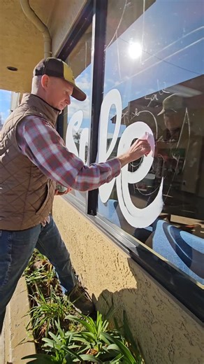 Robert Cox | Hand Painted Window Splash @coxsigns #windowsplash #artist #fyp #signwriting #signwriter #windowartist #signpainter #alwayshandpainted... | Instagram
