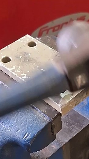 12 reactions · 10 comments | Easy To Remove Broken Bolt Using Boot Extractor! Watch this  #howto #learn #Easy #tips #tricks #ideas #tutorial #diy #technique #superheyofficial #fbreels #fypviralシ #gsdiymaker #reelsvideo #reelsfb #HCarpenter #tooltips #woodworking | Superhey DIY and IDEAS | Facebook