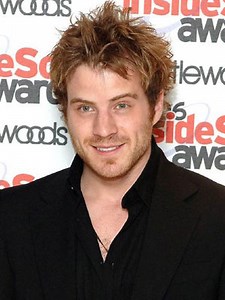 Robert Kazinsky