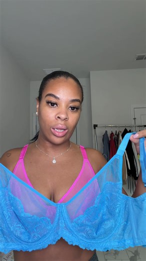 Love a good supportive bra for my 36ddd !! New lace bra !! #lacebra #fullcoverage #minimizerbra