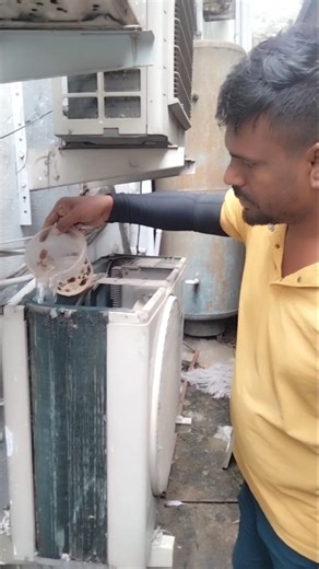 Daikin split AC outdoor unit cleaning