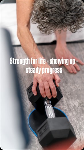 “The Gym” 💪🏻 SCsquared Invermere on Instagram: "🔔Next round of stronger for longer sessions starting Jan 23rd ✨ Facilitated by @linzilockit this class offers the classic GLA:D strength & mobility exercises (research driven, highly successful program for hip & knee OA) as well as opportunities to progress into more dynamic, functional movements and upper body strength training. It is ideal for individuals struggling with painful or stiff knees and hips but will be an excellent class for anybod