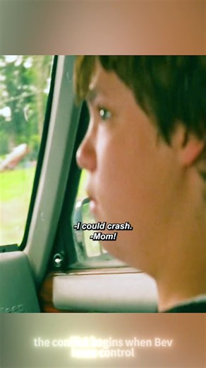 ya Allah tidak tega melihat belihau r e,amankanlah Lumajangku..semoga segeraselesai erupsi semeru..#parylumajang #semeru #erupsisemeruhariini