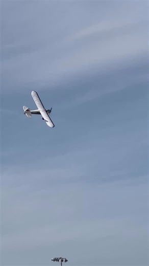 Quick aerobatic rip with the FMS PA-18 Super Cub 1700mm 😤✈️ Who says a Cub can’t throw down? Smooth, floaty, and way more capable than people expect. #rcplane #rcaerobatics #fmsrc #radiocontrol #rcflying | Jeremy Riter