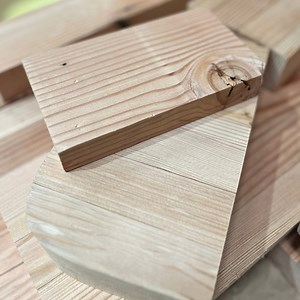 Through our partnership with Corral, we’re bringing sustainable furniture to your workspace. Wood planks from large scale commercial demo sites are cleaned using a precise AI picking method to extract nails and metal debris. This “robot wood” can then be turned into furniture and other builds, keeping it out of landfills and returning it into the circular economy. See the before and after, and learn more about Corral's creative ethos to blend beauty, utility, and craft by visiting https://www.al