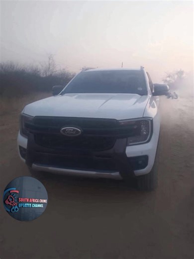 The South African National Defence Force (SANDF) has seized three luxury vehicles valued at over R2.5 million during anti-smuggling patrols along the Limpopo-Zimbabwe border. The confiscated vehicles include a Nissan Navara, a Ford Ranger, and a Toyota Fortuner, which were intercepted in the Malala/Gumbu area. This operation is part of the SANDF's efforts to combat vehicle smuggling and cross-border crime. | South Africa Crime update channel