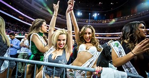 A totally visual – but somewhat NSFW – recap of Wing Bowl 25