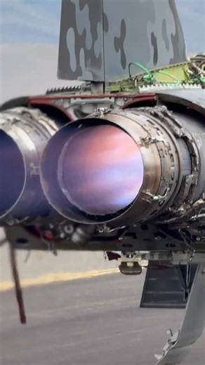 Alex on Instagram: "Standing a few feet from an engine in full afterburner is probably one of the coolest experiences in all of aviation - F-5E Tiger II of Tactical Air Support cracking afterburner on a high rate run - - - #f5tigerii #f5 #tacair #fighterpilot #militaryaviation #fighterjet #canon #canonphotography"