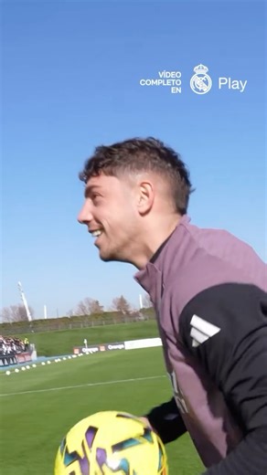 Real Madrid C.F. on Instagram: "✨ A very special training session! 💫 ¡Un entrenamiento muy especial! 📺 INSIDE TRAINING ➡️ RM Play 🔗 Link in bio. 👉 @Adobe"