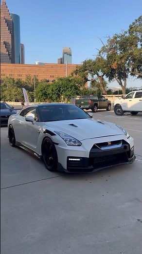 Which Nissan GTR R35 Would You Pick?