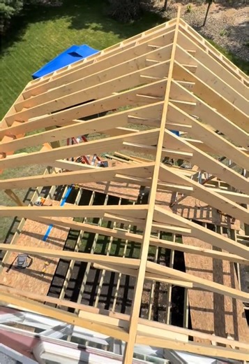 Custom Roof Build Without Ridge Beam Techniques