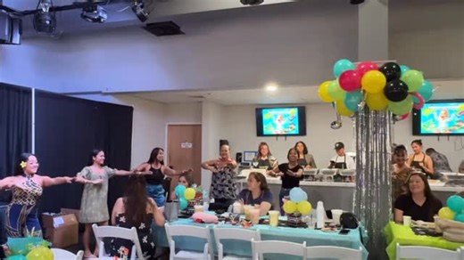 Mele Apana on Instagram: "Hula Halau ‘O Kamuela Ohana celebrating baby Kaua Kahalehau’s 1st baby Pa’ina 🎉 What a fun celebration with non stop music and Hula‼️🤩 @hulahalauokamuela @julyen.kahalehau @diva_iwa @lina_r_t @ikaikablackburn @jo_brian #meleapana #mc #hulahalauokamuela #hhok #happybirthday #babyluau #explore #hula #hawaii #ohana"