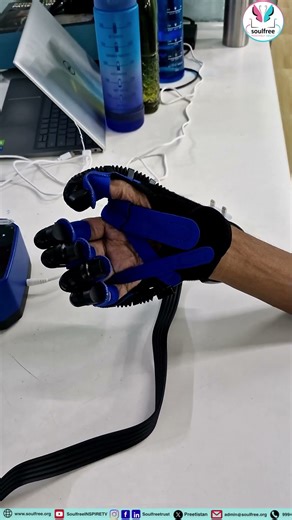 🤖🖐️ Robotic Glove: A Revolutionary Device for Hand Rehabilitation 💪✨#trending #robot #reels