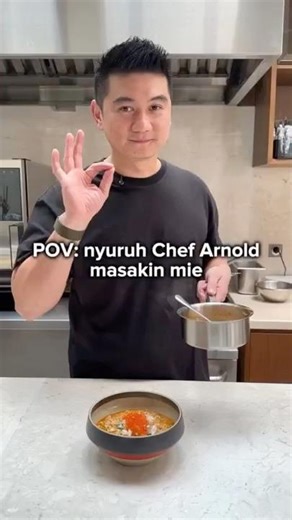 Ask Chef Arnold to Cook Noodles