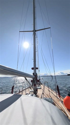 Beautiful Day Cruising the Hallberg-Rassy 42 | Fresh From Refit