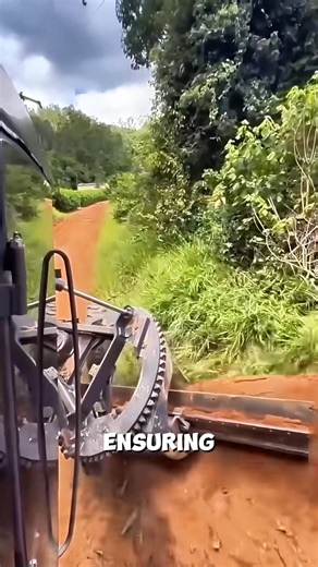 108K views · 394 reactions | How GPS Graders Sculpt Perfect Slopes #GPSGrader #SmartConstruction #InnovationInAction | Huntsville Studio | Facebook