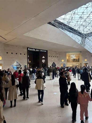 Louvre in Paris closes after shocking robbery: Nine Crown Jewels stolen, robbers flee on scooter— How did it happen?