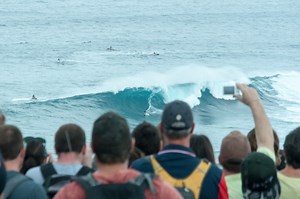 No Public Access for Big-Wave Peʻahi Challenge | Maui Now