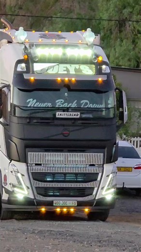 #NEVERBACKDOWN🔥🔥 @JR KLEIN