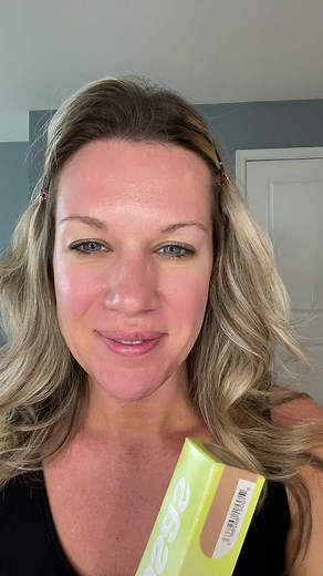 Trying the Kosas Foundation: Beautiful Results