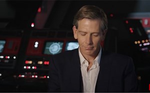 Ben Mendelsohn "Krennic" Behind the Scenes Movie interview| ScreenSlam