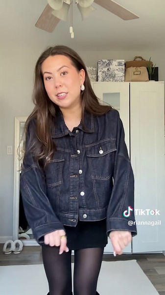 Stylish Ways to Wear a Black Denim Jacket With Boots