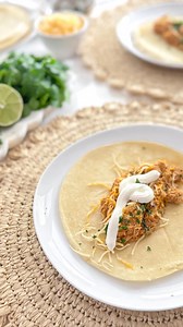 Crockpot Chicken Tacos 🌮 only 6 ingredients & my kids LOVE it! Lots of leftovers too. Also great for nachos. Comment RECIPE for the full recipe. What’s your favorite taco toppings? #slowcooker #easymeals #dinnerideas | Kristen Sellentin
