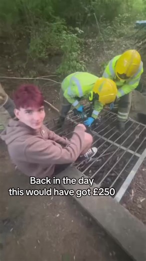 Tom Bell's Hilarious Throwback to 2000s Nostalgia