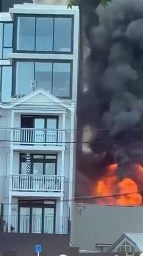 Black smoke seen rising from Auckland suburb of Ponsonby | RNZ