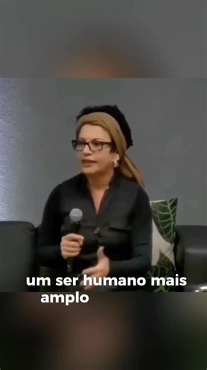 Viviane Mosé on Instagram: "Por um ser humano mais amplo, por uma alma larga que caiba mais mundo. E muito mais no espetáculo “Um sim à vida”, em São Paulo dia 11/01 (🚨🚨🚨ingressos já quase no fim!) e Rio de Janeiro dia 14/01. Vai no link da bio, garante sua entrada e só vem! ➡️ Um sim à vida — do homo sapiens à inteligência artificial, com direção de @cadufavero SERVIÇO São Paulo 🗓️ 11 de janeiro (domingo) · 🕥 18h 📍 @btgpactualhall 📌 Rua Bento Branco de Andrade Filho, 722 — Santo Amaro �