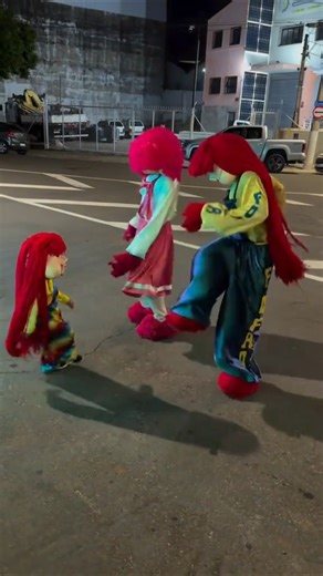 Fofão, Fofona and Fofãozinho from Carreta Furacão with Patati and Patatá from Trenzinho da Alegri...