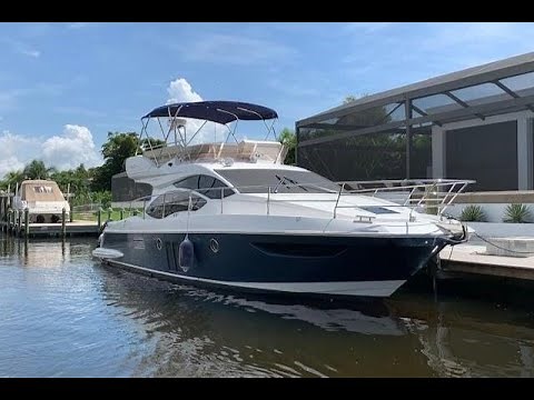 2016 Azimut 42 Flybridge Yacht For Sale at MarineMax Fort Myers