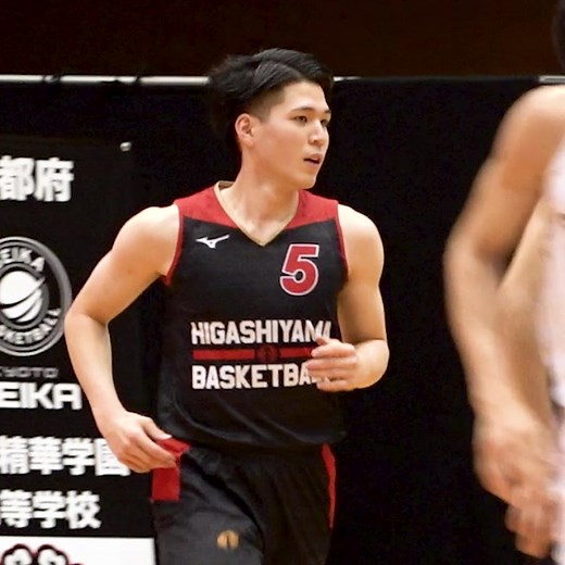 驚異のダブルクラッチ！瀬川琉久のプレーに注目