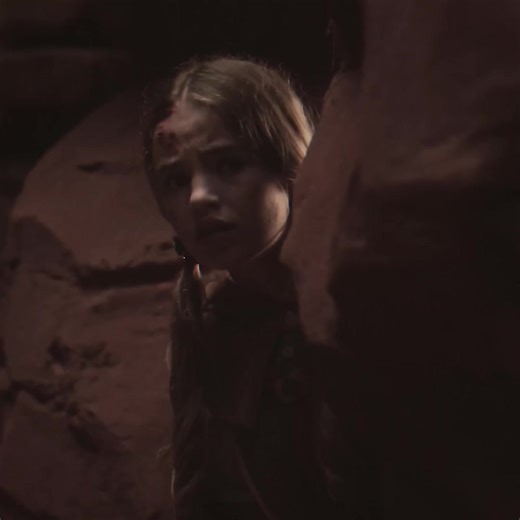 happy new year!! / scp oncersscenes | vsdt: @kaylee ☾ @🐈‍⬛ @georgia @aya | dt: @niwarss @ava @nat 𝜗𝜚 @j @𝘼𝙨𝙝 @Isla ꨄ @erinspams_tvdu | #hollywheeler #strangerthings #strangerthingsedit #foryoupagе #lucyflms