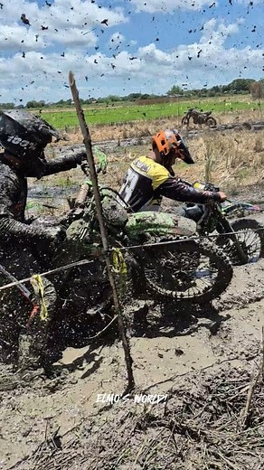 1st PinacPinacan EnduroCross Challenge | Elmo's World