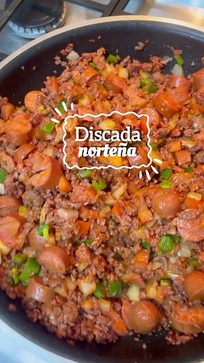 Recetita by Michelle on Instagram: "Taquitos de discada que rico🤤 #recetas #recetafácil #comida #comidamexicana #discada #discadanorteña #recipe #recipeshare #food #mexicanfood #cooking #instagood #instafood"