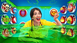 1000颗神秘按钮挑战，只有1颗让你逃脱！