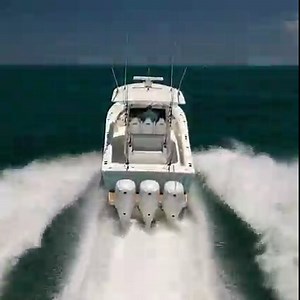 Regulator 37 Hull 001 headed offshore in Key Largo yesterday 🙌 #regulatorboats #regulator37 #centerconsoleboats | Regulator Marine