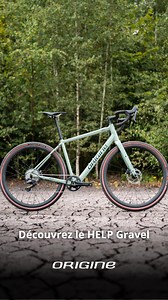 Le Help est le vélo à assistance électrique qui vous accompagne dans toutes vos sorties sportives ou vos balades. L'assistance permet de passer avec facilité les pentes les plus raides. Le moteur léger et discret, permet de conserver une très bonne maniabilité et de faciliter le transport de votre vélo. Découvrez la gamme électrique ⚡ sur le site Origine. | Origine Cycles
