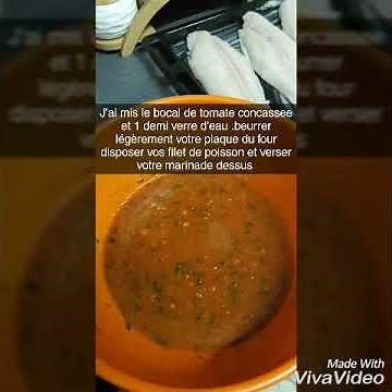 Filet de poisson blanc a la sauce tomate cuit au four