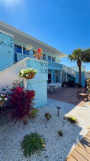 Beach days start here. 🏝️ Book your stay at PearIBeachinn.com🩵🐬 📍 Manasota Key, Florida | Pearl Beach Inn