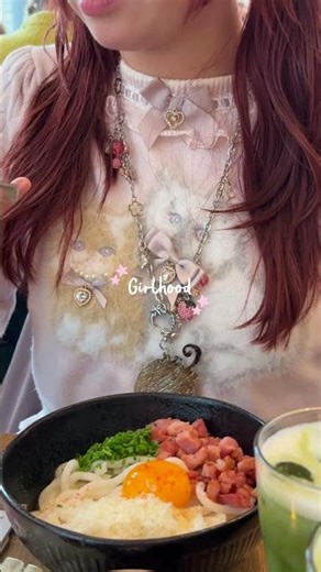 Matcha and gossip? Sign me up!🍵